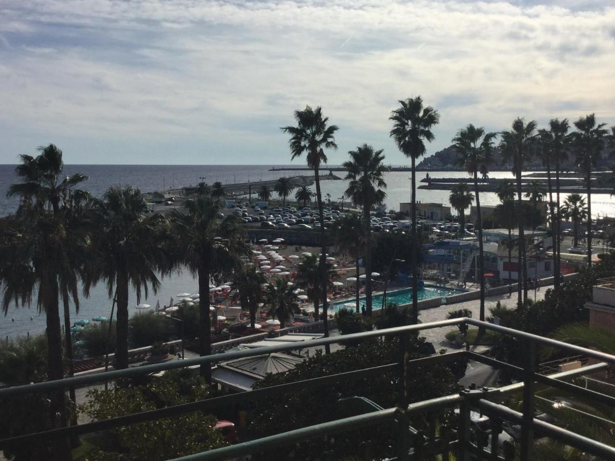 B&B Note Di Mare Imperia Εξωτερικό φωτογραφία
